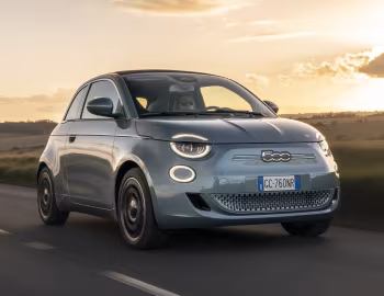 Fiat 500 Cabrio [Worldwide] (332) '2020–pr.