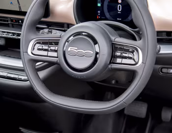 Intérieur Fiat 500 Cabrio [UK-spec] (332) '2021–pr.
