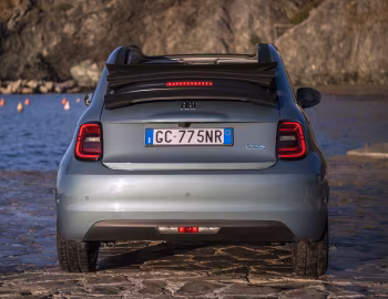 Fiat 500 Cabrio [Worldwide] (332) '2020–pr.