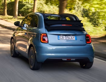 Fiat 500 Cabrio [Worldwide] (332) '2020–pr.