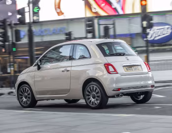 Fiat 500 "Collezione" [UK-spec] (312) '2018