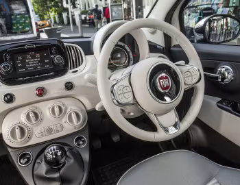 Panel frontal Fiat 500 "Collezione" [UK-spec] (312) '2018