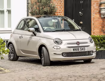 Fiat 500 "Collezione" [UK-spec] (312) '2018