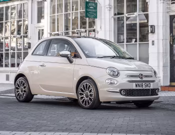 Fiat 500 "Collezione" [UK-spec] (312) '2018