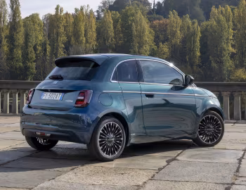 Fiat 500 Hybrid 3+1 La Prima (332) '2026