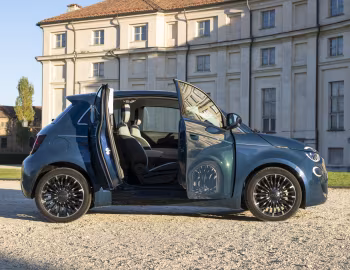 Fiat 500 Hybrid 3+1 La Prima (332) '2026