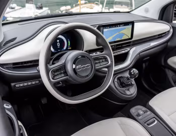 Interior Fiat 500 Hybrid 3+1 La Prima (332) '2026