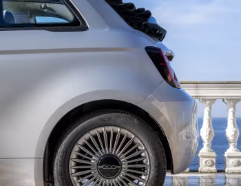Fiat 500 Hybrid Cabrio (332) '2025–pr.