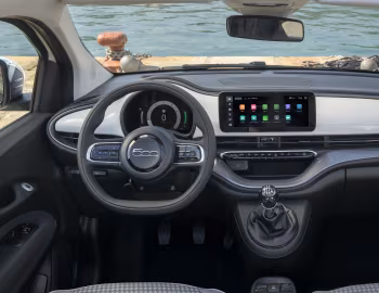 Panel frontal Fiat 500 Hybrid Dolcevita (332) '2026