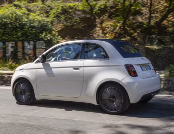 Fiat 500 Hybrid Dolcevita (332) '2026
