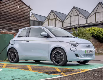 Fiat 500 la Prima [UK-spec] (332) '2021–pr.