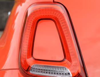 Fiat 500 "Lord" [UK-spec] (312) '2015–19