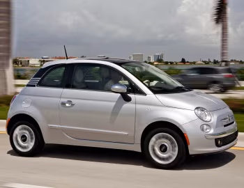 2012–17 Fiat 500 Lounge [North America] '2011–17