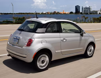 2012–17 Fiat 500 Lounge [North America] '2011–17