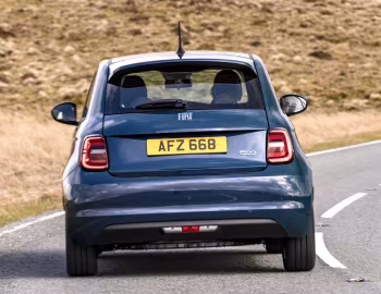 Fiat 500 [UK-spec] (332) '2021–pr.