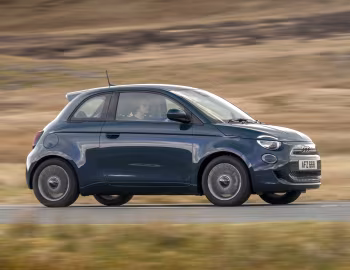 Fiat 500 [UK-spec] (332) '2021–pr.