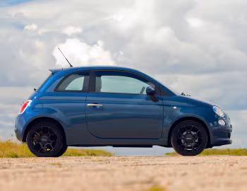 Fiat 500 TwinAir Plus [UK-spec] '2011–12
