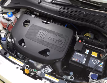 Bajo el capó Fiat 500C [Japan] '2009–15