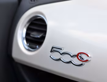 Fiat 500C [UK-spec] '2009–15
