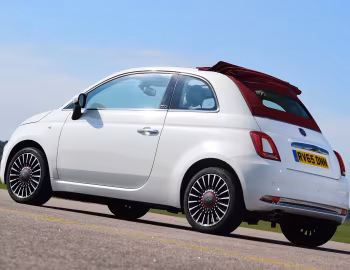 Fiat 500C Lounge [UK-spec] (312) '2015–20