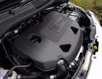 Bajo el capó Fiat 500C Lounge [UK-spec] (312) '2015–20