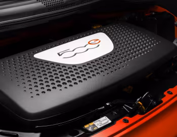 Bajo el capó 2013–19 Fiat 500e [North America] '2013–19