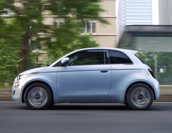Fiat 500e [Japan] (332) '2022–pr.
