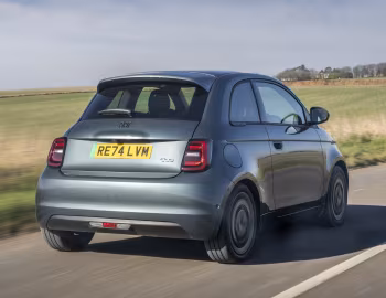 Fiat 500e Giorgio Armani Collector's Edition [UK-spec] (332) '2025