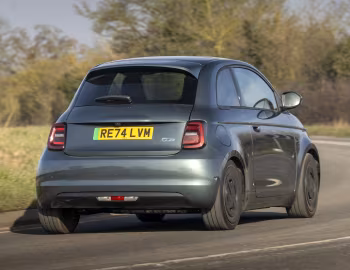 Fiat 500e Giorgio Armani Collector's Edition [UK-spec] (332) '2025