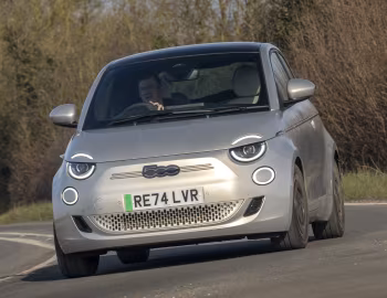 Fiat 500e Giorgio Armani Collector's Edition [UK-spec] (332) '2025