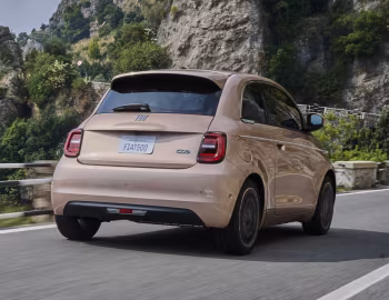 2024–pr. Fiat 500e Inspired By Beauty [North America] (332) '2024–pr.