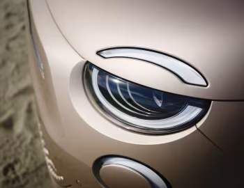 2024–pr. Fiat 500e Inspired By Beauty [North America] (332) '2024–pr.