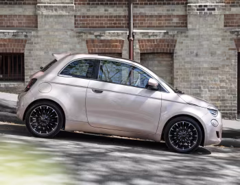 Fiat 500e La Prima [Australia] (332) '2023–pr.