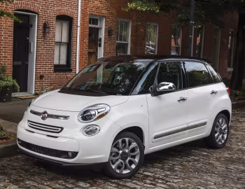 2014–17 Fiat 500L [North America] (330) '2013–17