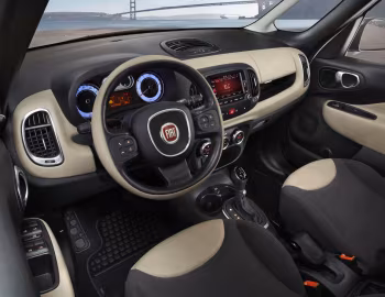 Interior 2014–17 Fiat 500L [North America] (330) '2013–17