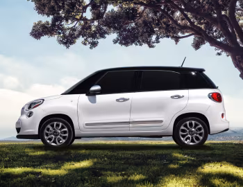 2014–17 Fiat 500L [North America] (330) '2013–17