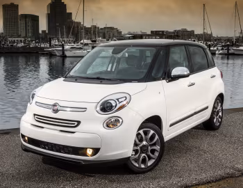 2014–17 Fiat 500L [North America] (330) '2013–17