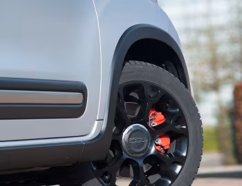 Fiat 500L Beats Edition [UK-spec] (330) '2014–15