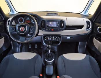 Panel frontal Fiat 500L Living (351) '2013–17