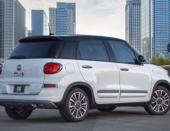 2018–20 Fiat 500L Trekking [North America] (330) '2017–20