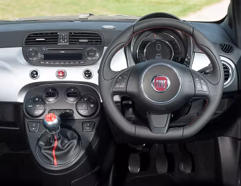中控台 Fiat 500S [UK-spec] (312) '2013–15