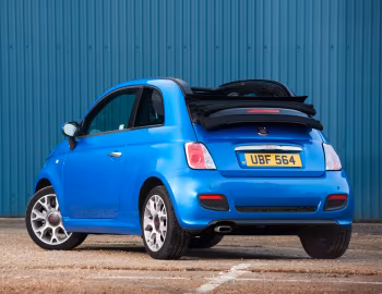 Fiat 500S Cabrio [UK-spec] (312) '2013–15
