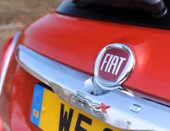 Fiat 500X [UK-spec] (334) '2015–18