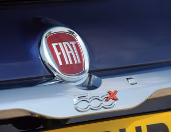 Fiat 500X [UK-spec] (334) '2015–18