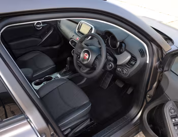 Interior Fiat 500X Cross [UK-spec] (334) '2015–18