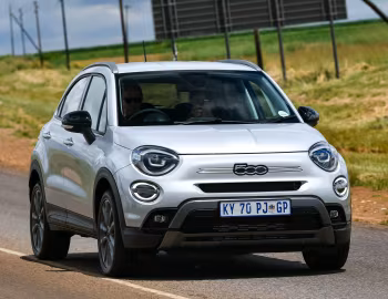 Fiat 500X Cross [South Africa] (334) '2023