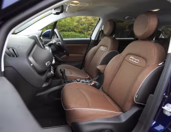 Interior Fiat 500X Cross [Japan] (334) '2015–18