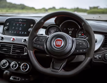 Panel frontal Fiat 500X Sport [Japan] (334) '2020–22