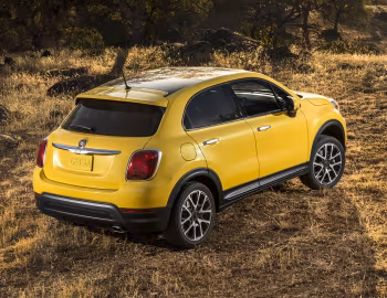 2016–18 Fiat 500X Trekking [North America] (334) '2015–18