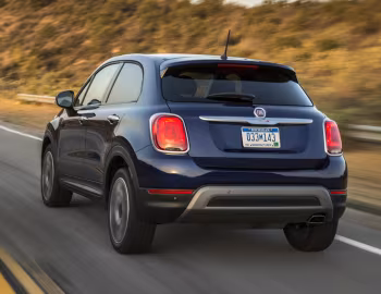 2016–18 Fiat 500X Trekking [North America] (334) '2015–18